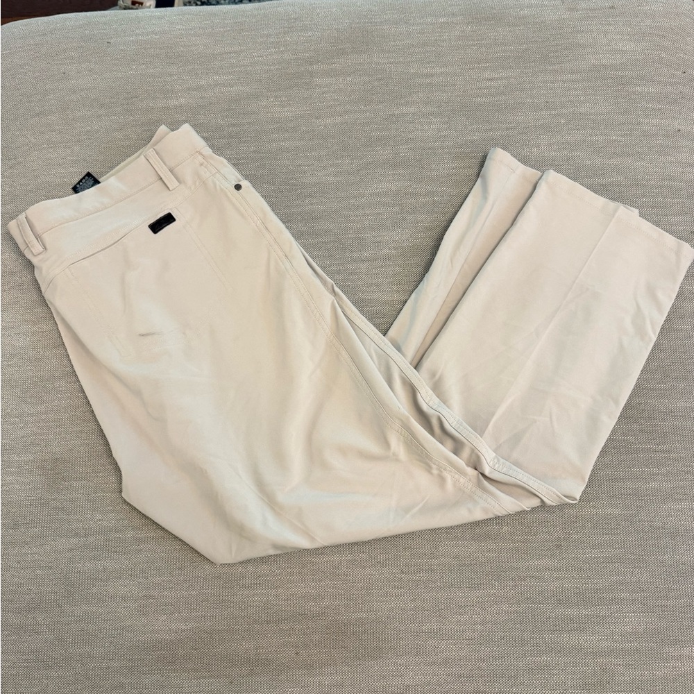 Greg Norman Collection Men's Chinos in Light Beige